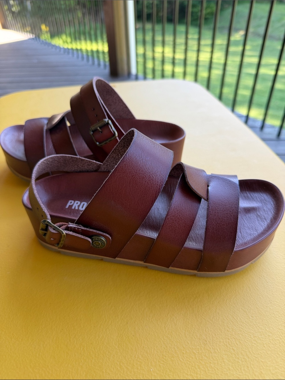 Project Cloud Women’s Brown Leather-Style Wedge Sandals with Buckle Strap